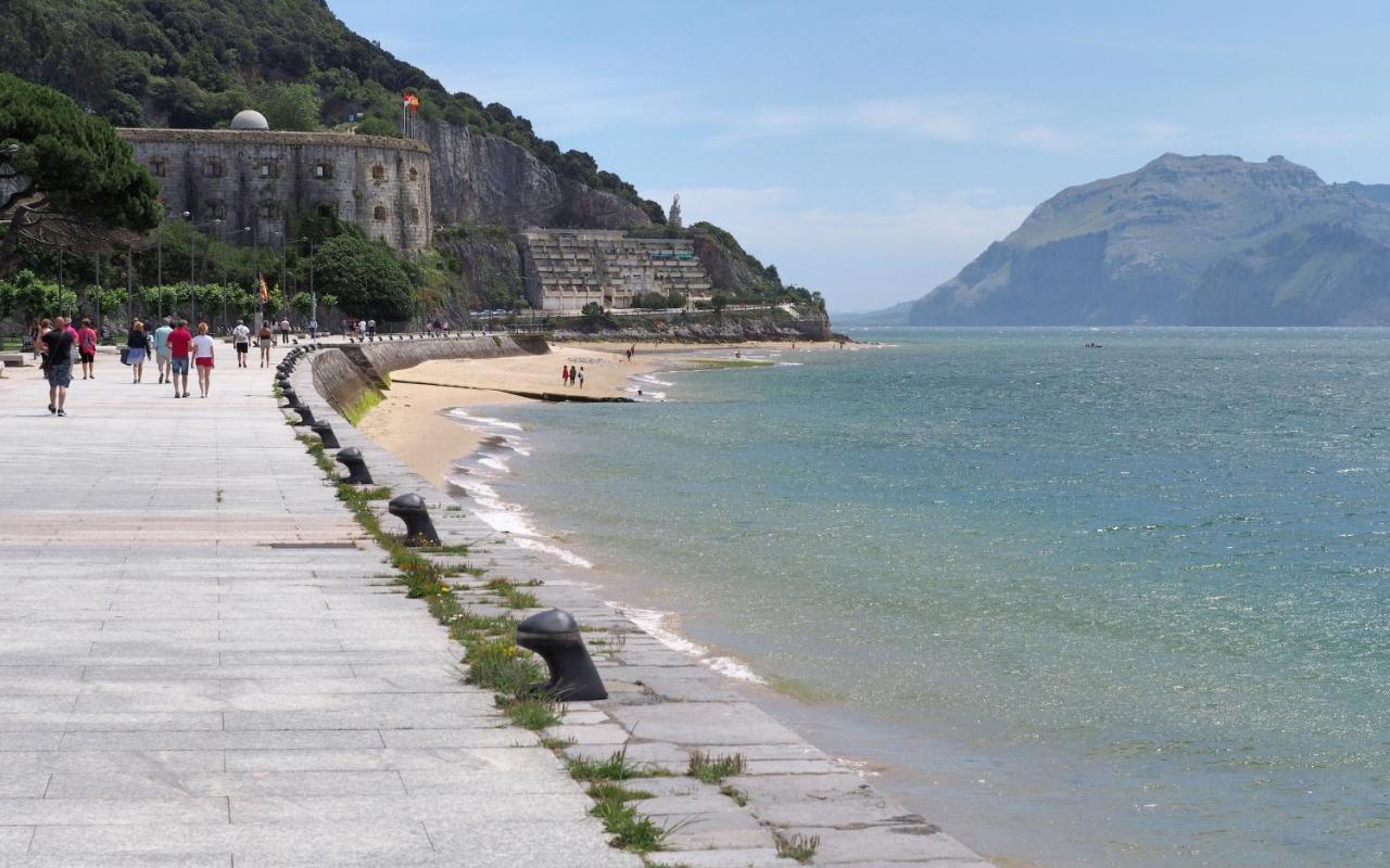 Appartamento Vistamar. Primera Linea. Bahia De Santoña Esterno foto